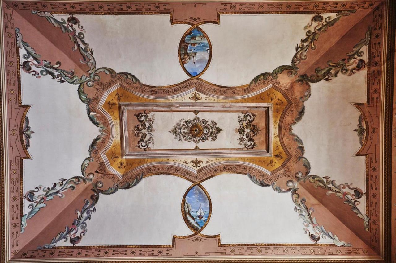 Palazzo Daniele, A Member Of Design Hotels 加利亚诺德尔卡波 外观 照片